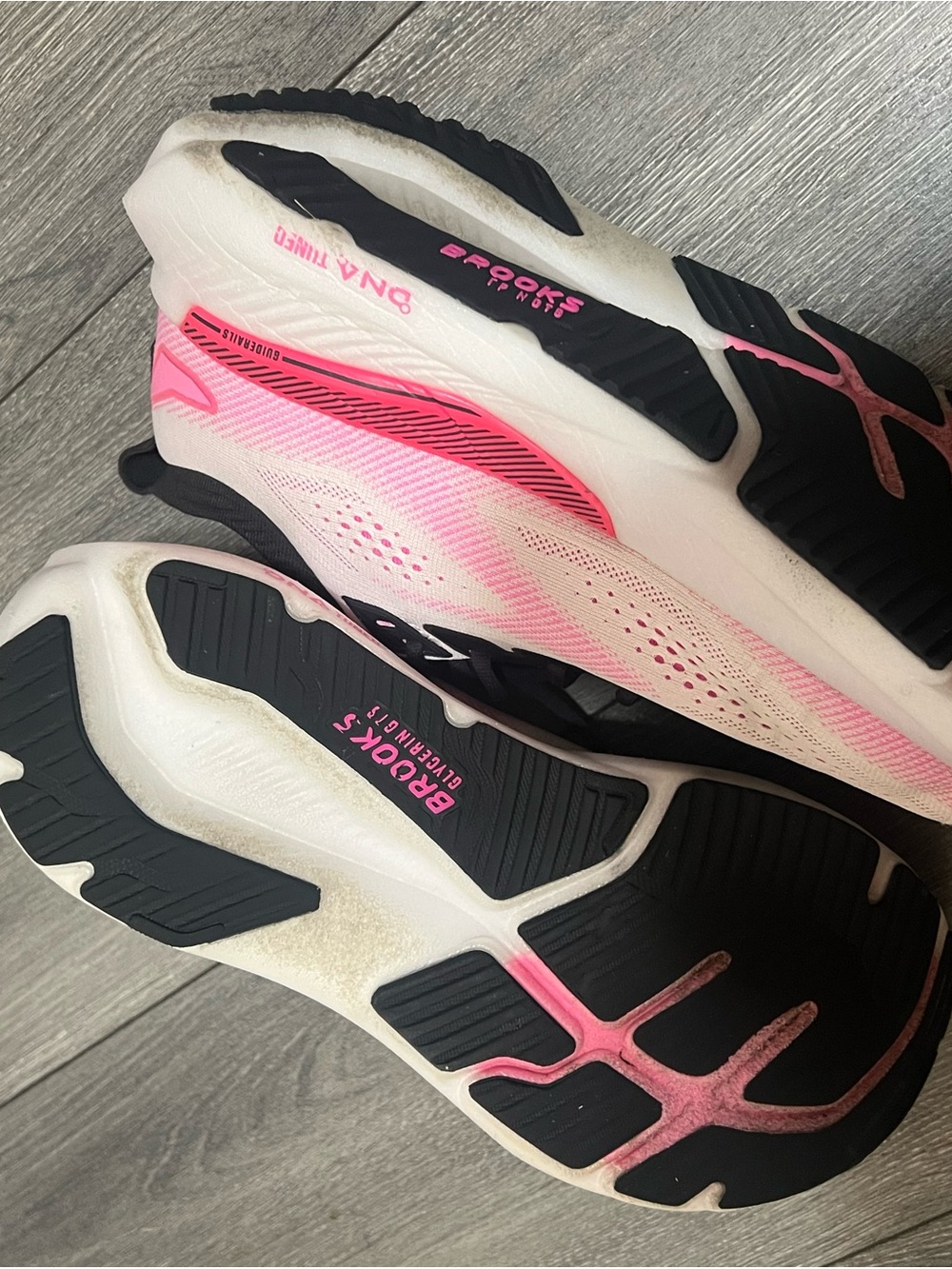 Brooks Women's Running Sneakers in Pink and Black - Picture 7 of 8